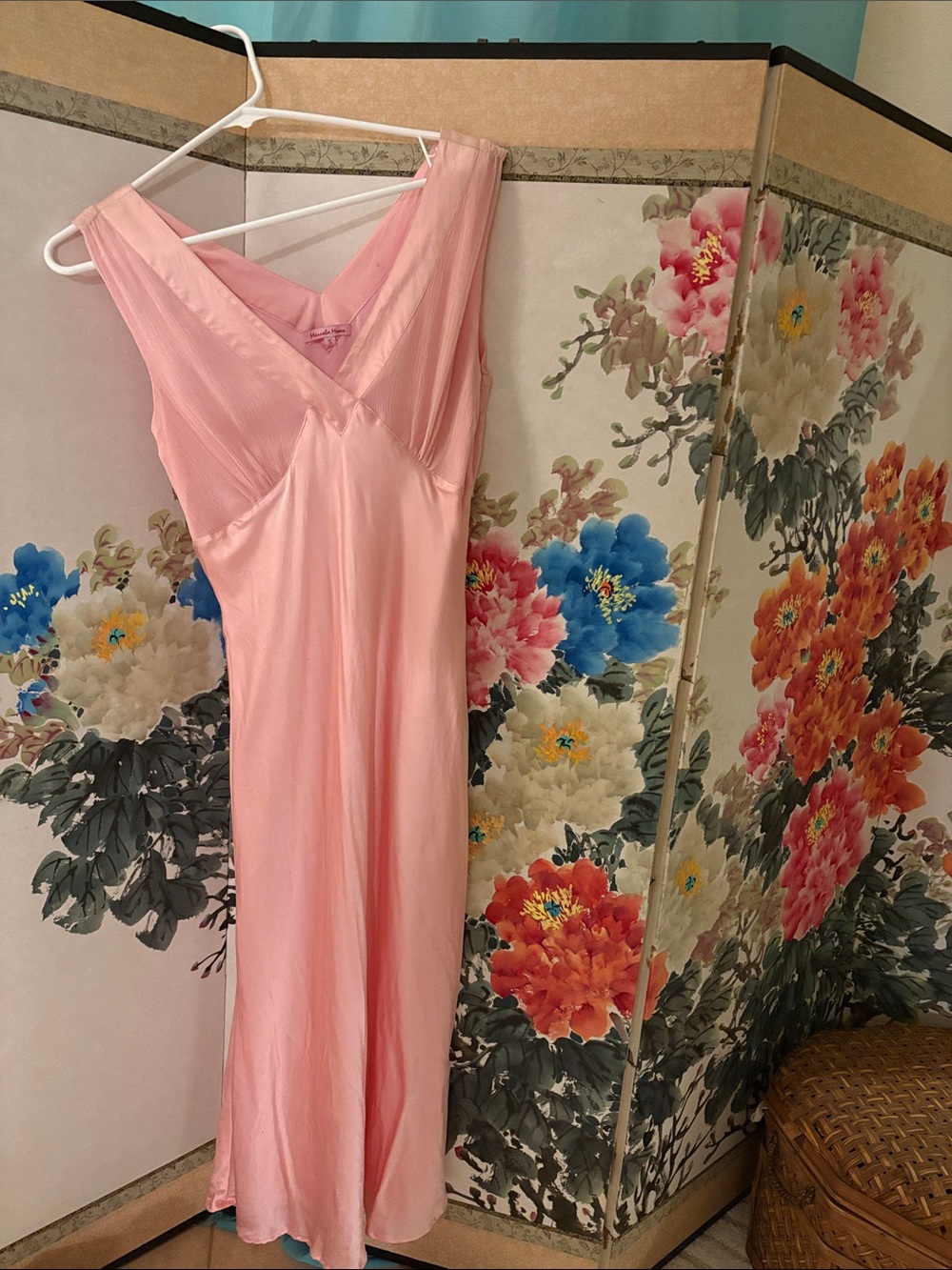 Classic Pink V-Neck Women’s Dress